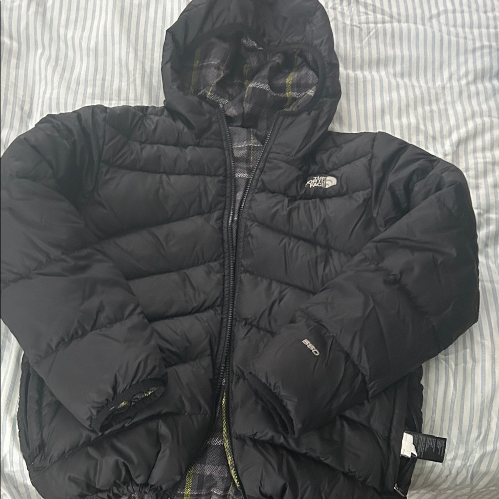 The North Face Reversible Down 550 Black Quilted Hooded Jacket Boys Large 14/16